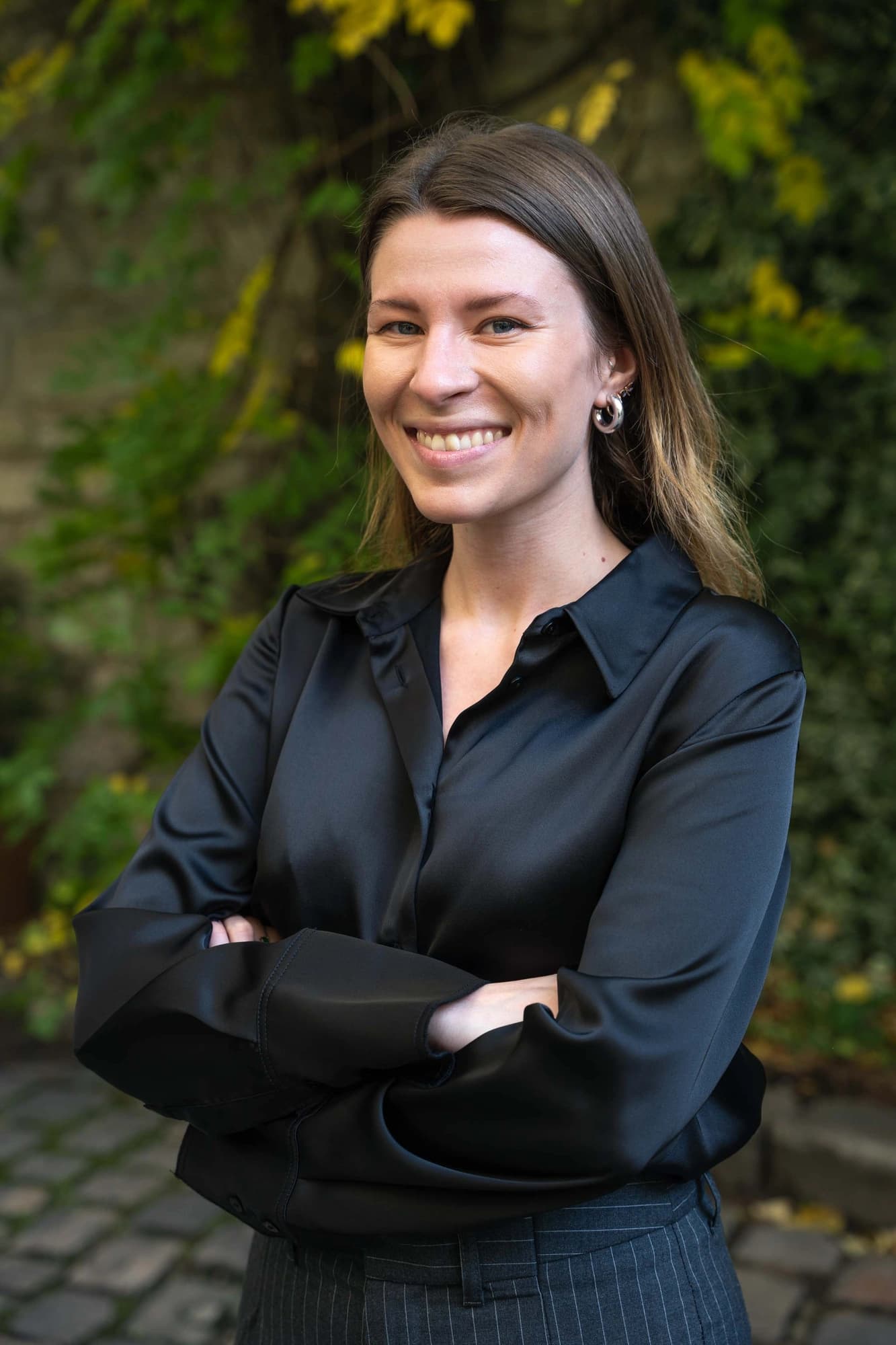 Team portraits and company directory · view 6
