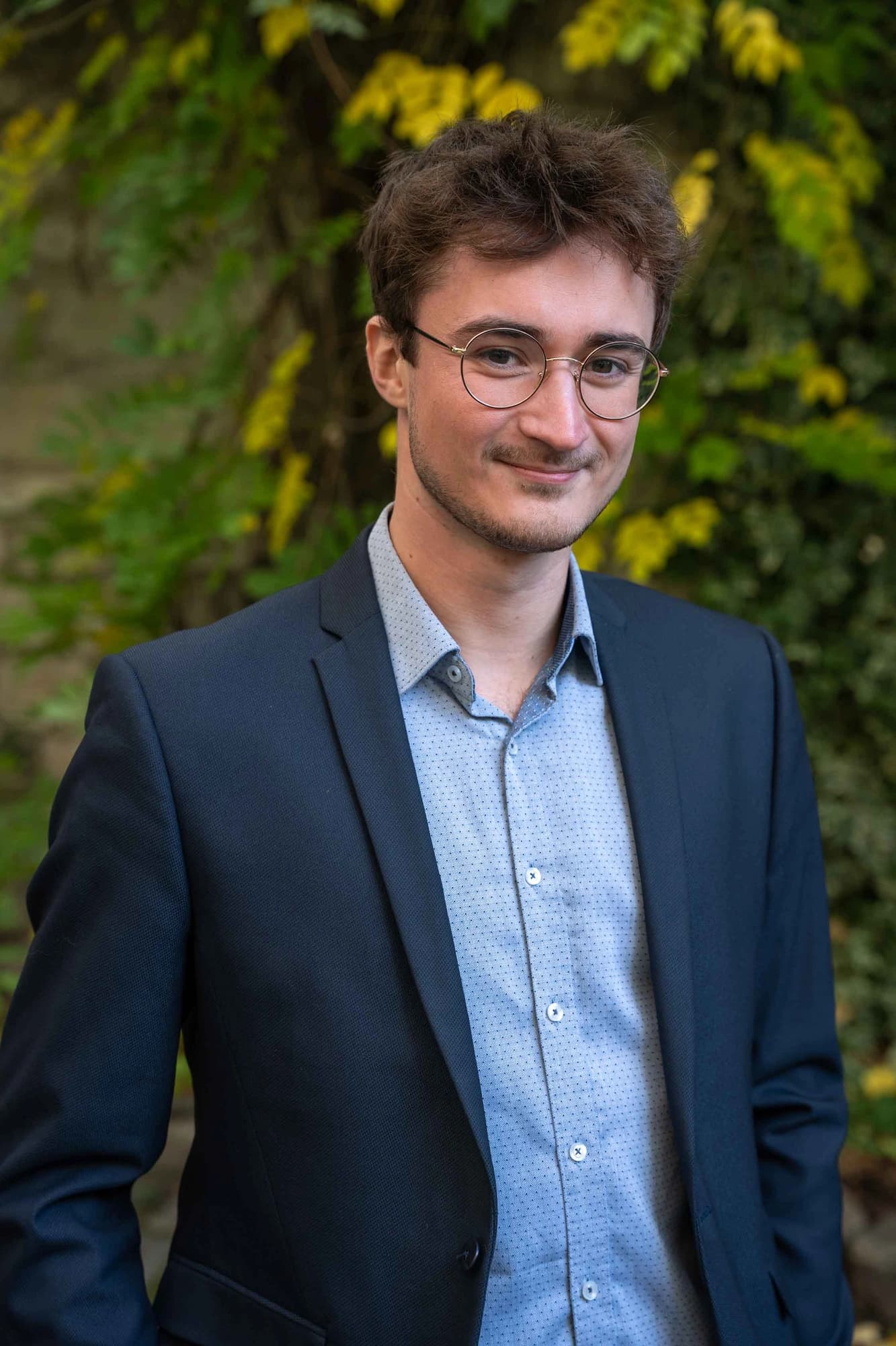 Individual corporate portrait of a Metapolis employee