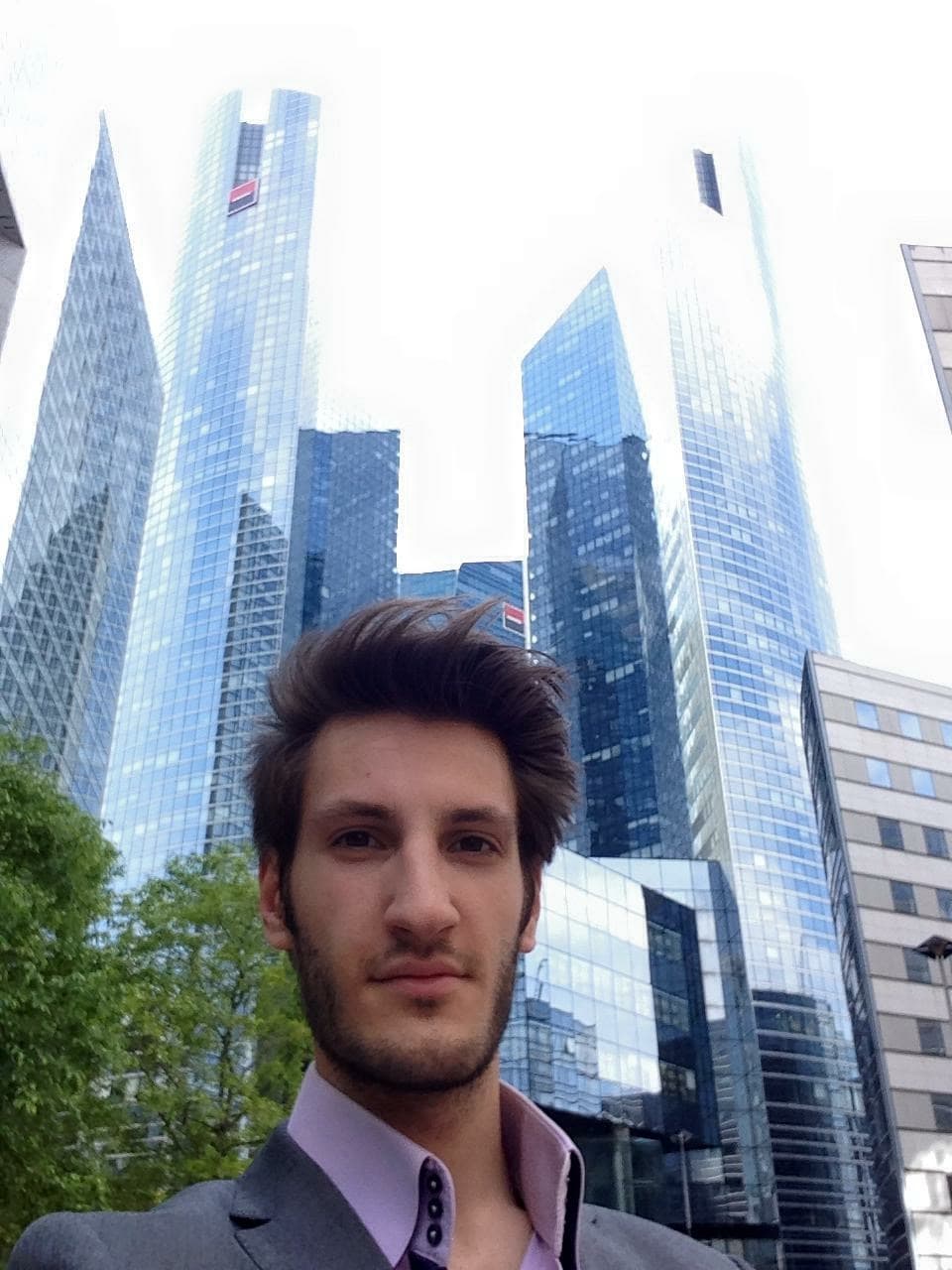 Thibault Abraham à La Défense, avant sa reconversion dans la photographie
