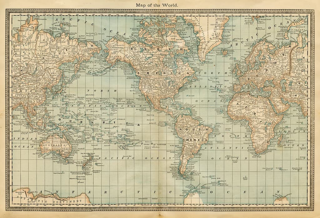 Carte du monde ancienne, symbole des mariages à l’étranger